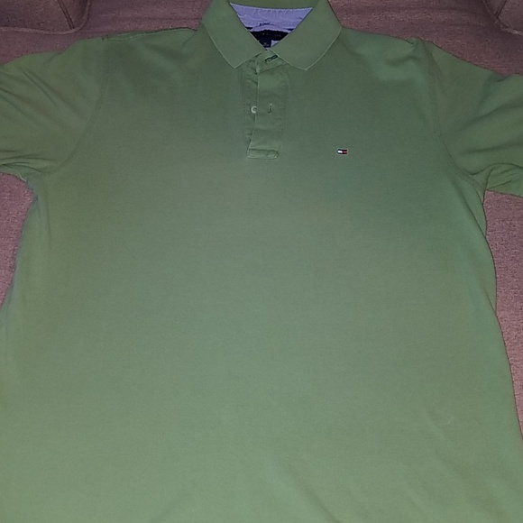 Tommy Hilfiger polo - Picture 1 of 2